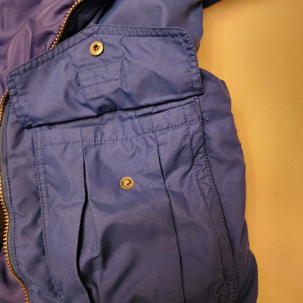 Burton Blue Snowboarding/ Ski Jacket - Picture 13 of 13